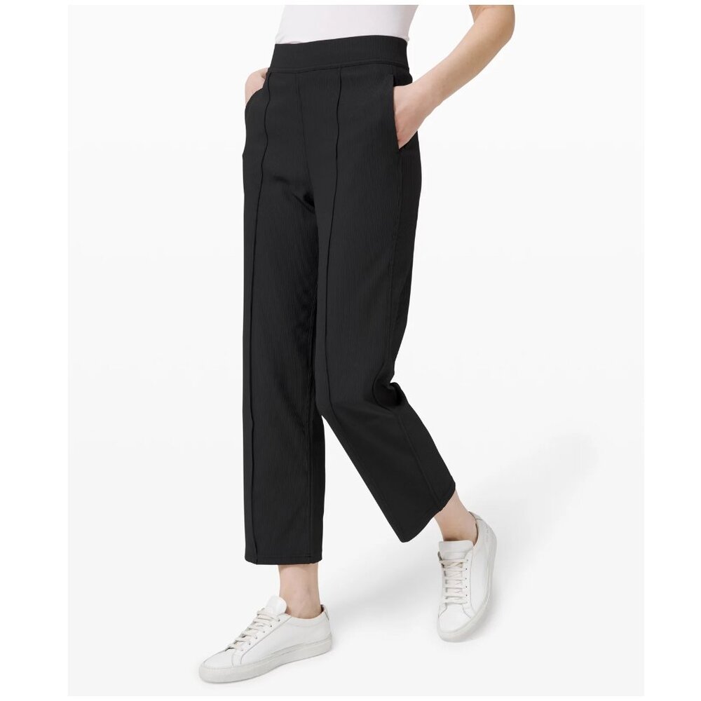 Lululemon Urban Strides Super High-Rise Pant 26" / Size 4 / Black Work Trouser